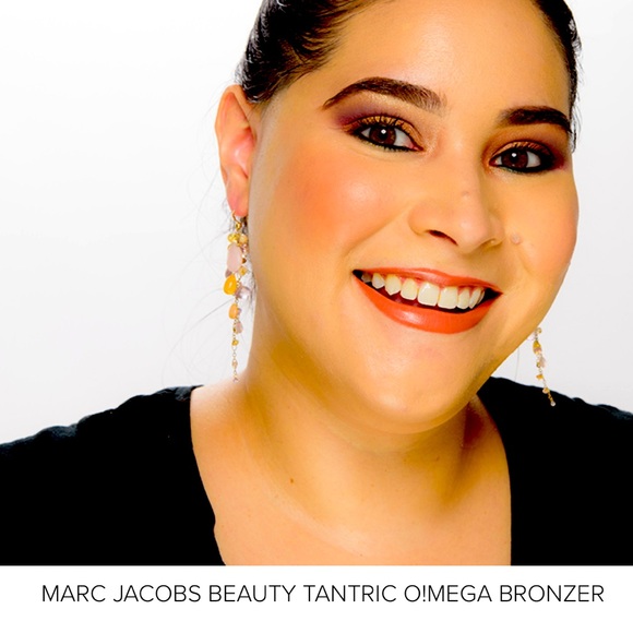 MARC JACOBS
O!MEGA BRONZE
COCONUT PERFECT TAN
POUDRE BRONZANTE COCO - Picture 11 of 15